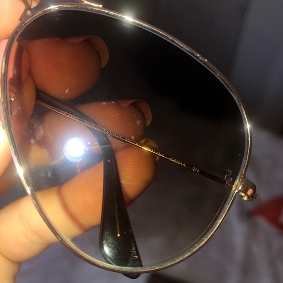 Ray-Ban Aviators - Picture 3 of 6